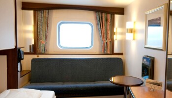 1548636355.7779_c264_Hurtigruten MS Polarlys Accommodation Outside.jpg